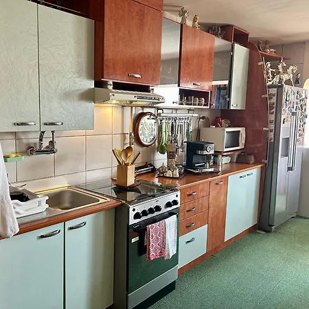 Apartament Mariuta Apartment